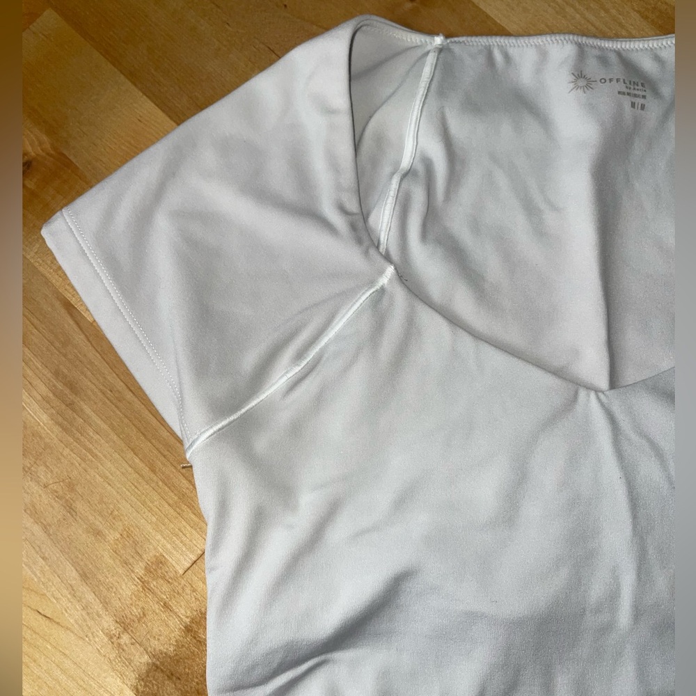 Aerie Offline Short Sleeve Crop Top - Picture 4 of 16